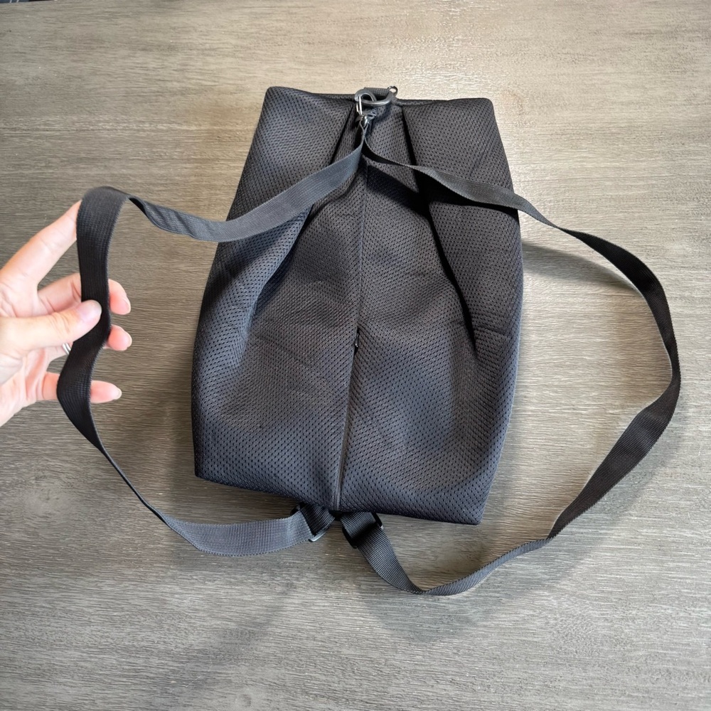 Fabletics The Functional Bag Backpack Crossbody B… - image 4
